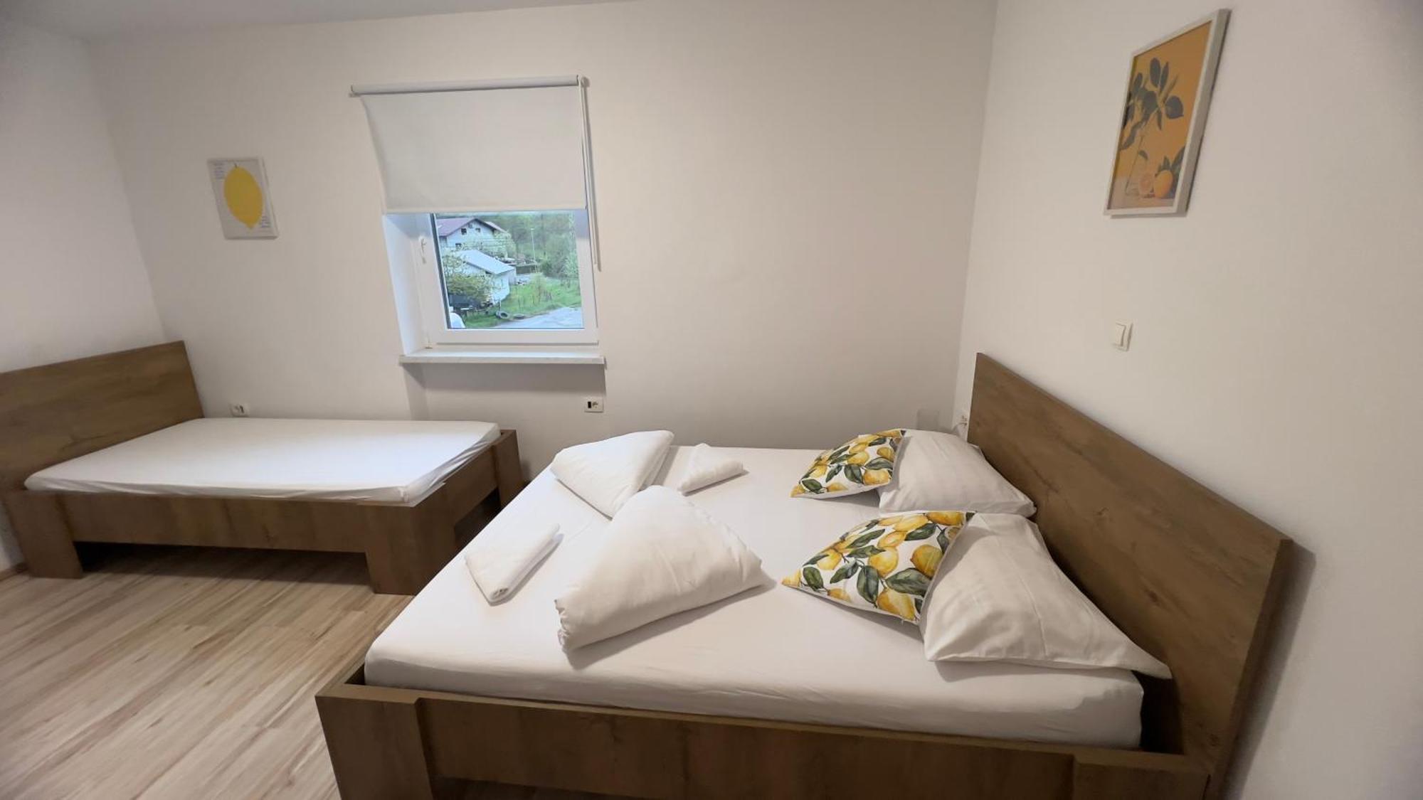 Lemonwood House Hotel Postojna Luaran gambar