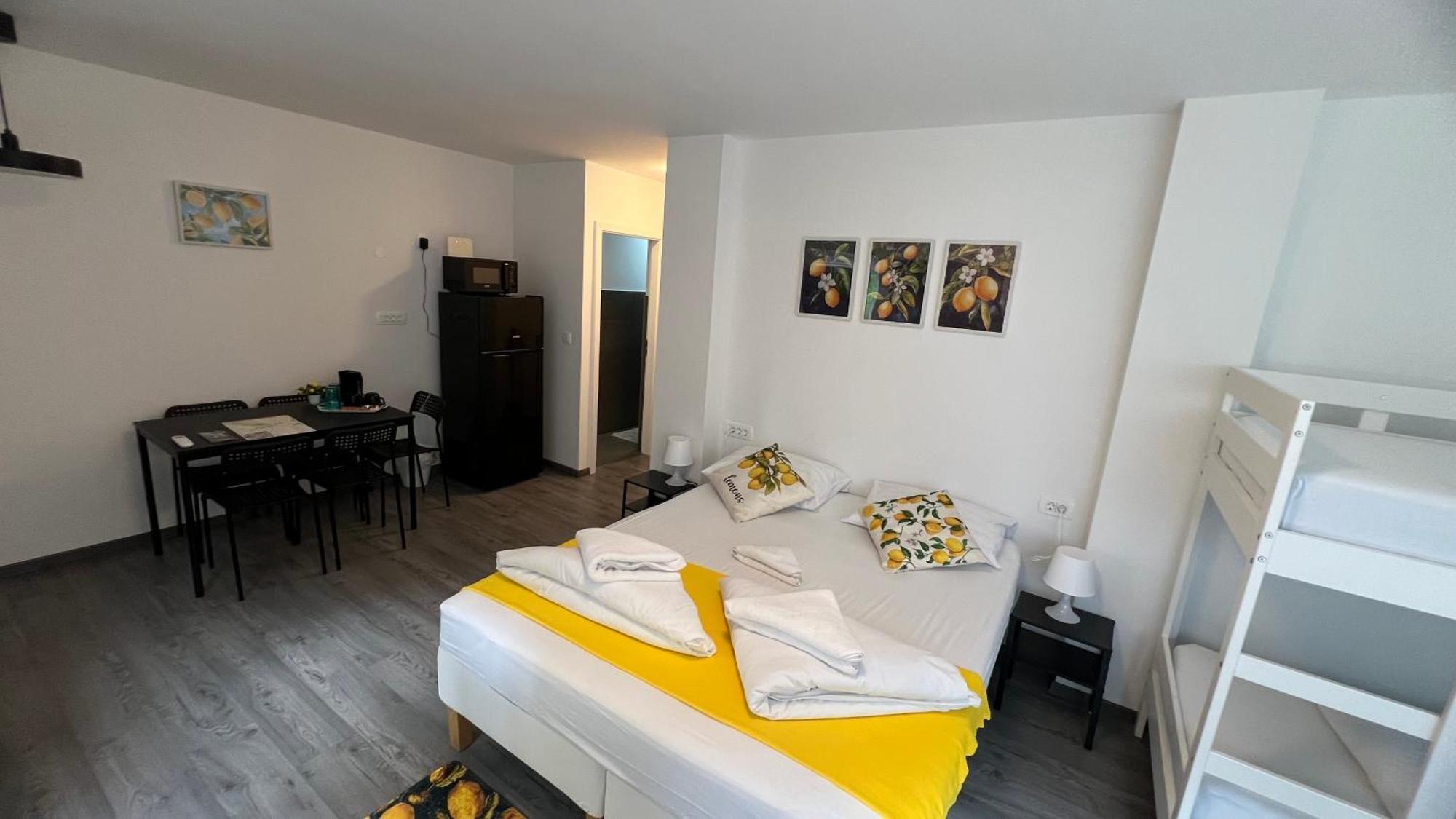 Lemonwood House Hotel Postojna Luaran gambar