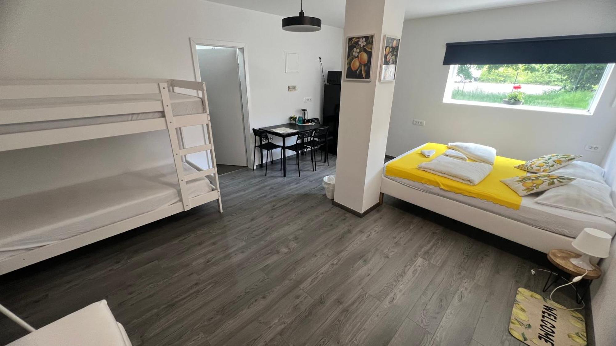 Lemonwood House Hotel Postojna Luaran gambar